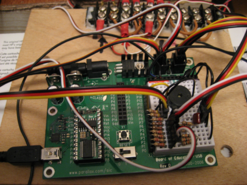 model-train-rotary-dumper-using-a-parallax-microcontroller_2