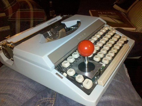 typewriter_joystick_1