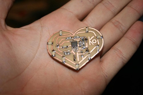circuit_board_heart