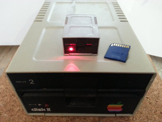 USB SD Card that looks like a Apple II Floppy Drive