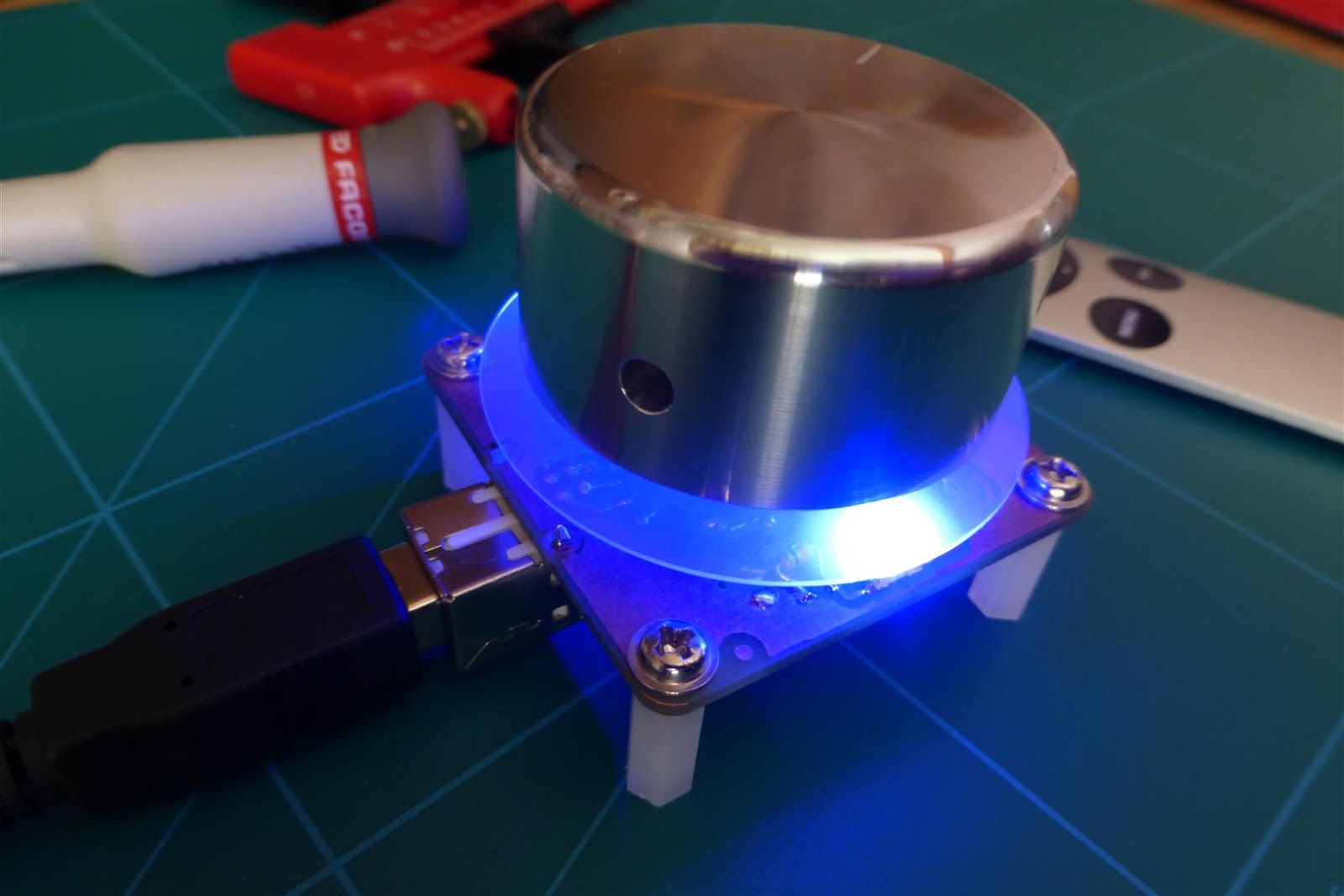 Drawbot Using Parallax Propeller Microcontroller programmed using PropForth